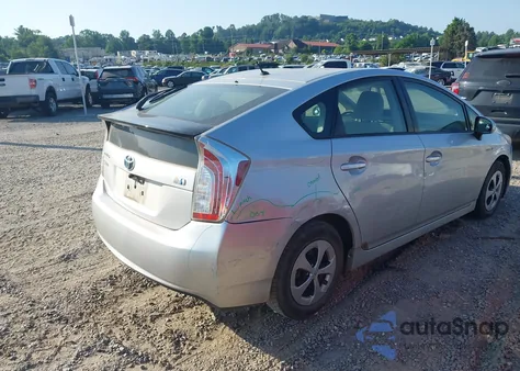 2013 Toyota Prius Two from USA, damaged, VIN JTDKN3DUXD5577474